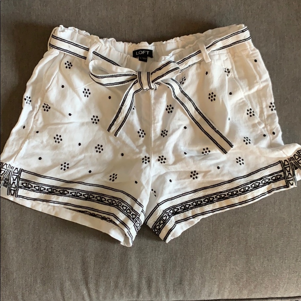 Loft tie waisted shorts!